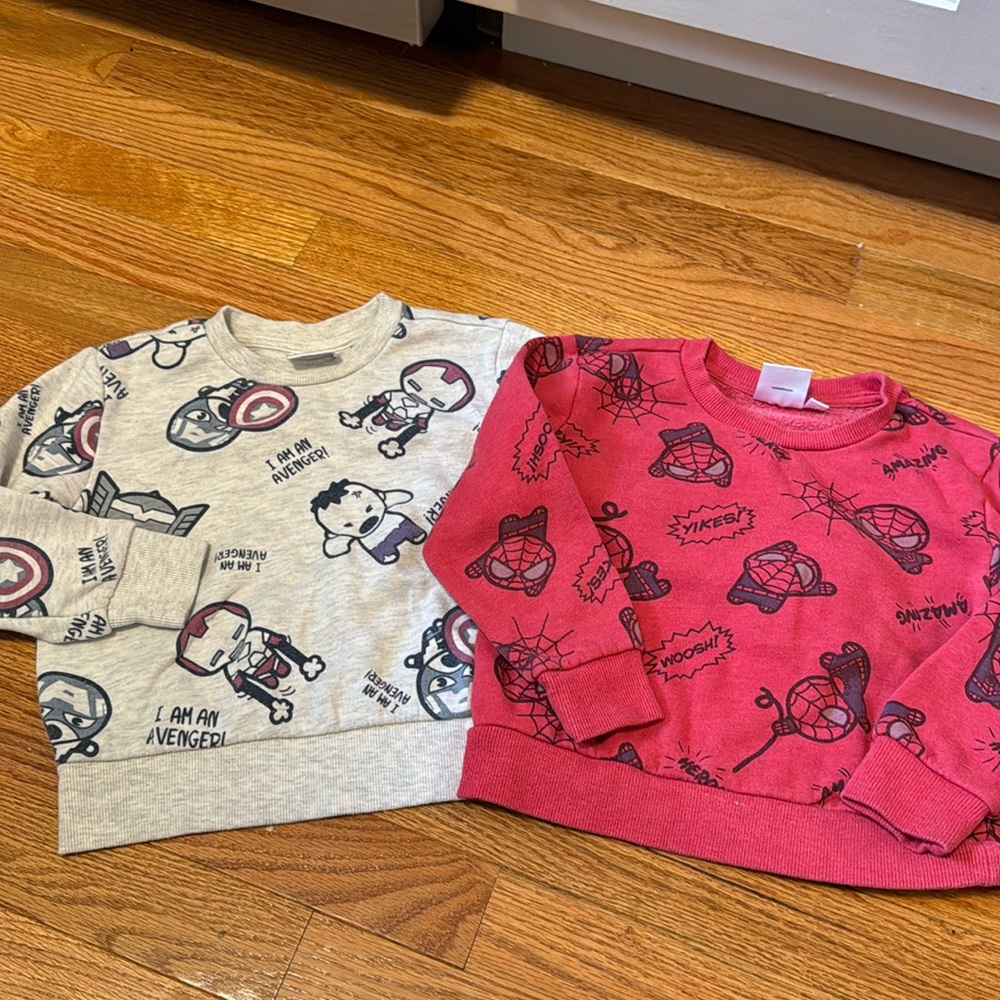 2 pack Marvel 3T sweatshirts